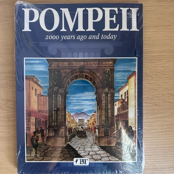 Other - Pompeii 2000 Years Ago and Today Book